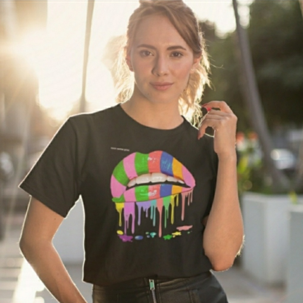 BRAND NEW  "DRIP DRIP COLORFUL LIPS" TEE.